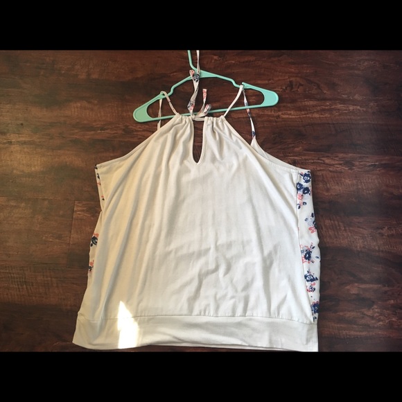 💚 Maurices floral spaghetti strap blouse - Picture 3 of 4